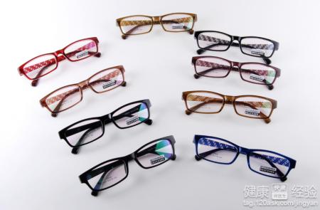 近視族如何選擇近視眼鏡框架品牌
