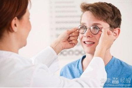 近視眼的發病原因是什麼
