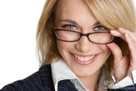 年齡大了還適合做近視眼手術嗎