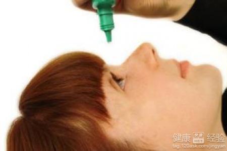 兩種眼藥水混用應隔至少五分鐘