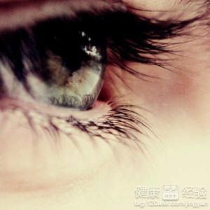 眼睛總流淚是因為上網時間太久了嗎