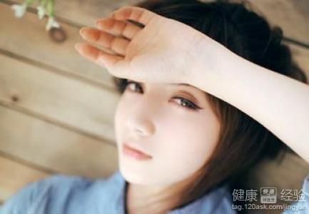 青少年眼睛見陽光流淚怎麼回事