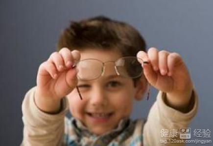 孩子弱視有什麼表現