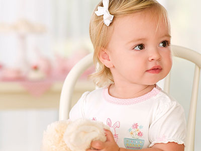 寶寶眼睛腫脹是什麼原因？