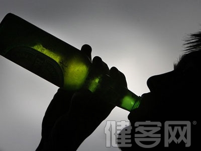 飲用白酒後眼睛咋會看不見了？