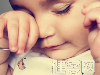 孩子老是眨眼睛是怎麼回事啊?