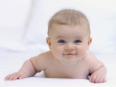 如何幫助寶寶預防近視？