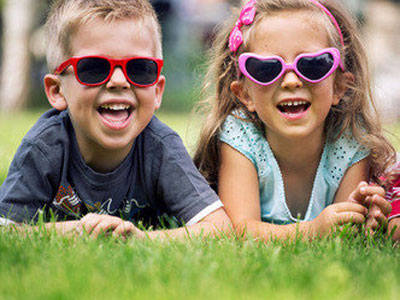 專家提醒：學齡前兒童任何時候都別戴墨鏡