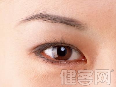 三大傷害眼角膜的行為 角膜病患者該如何護理