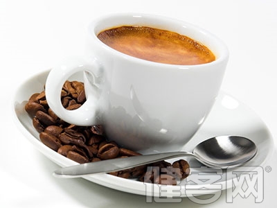 喝咖啡為什麼能緩解干眼症？