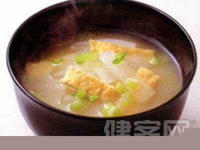 白內障患者應多吃含硒的食物
