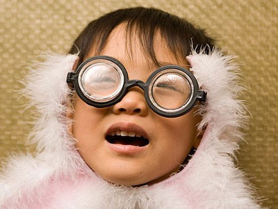 如何避免兒童過早近視及如何盡早發現弱視