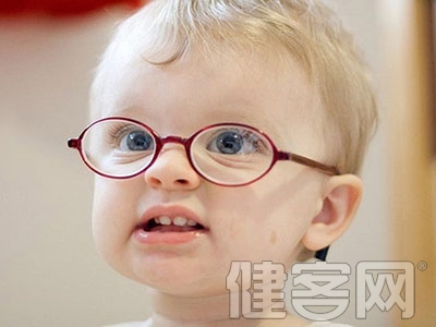 寶寶視力異常要上心:可能是弱視