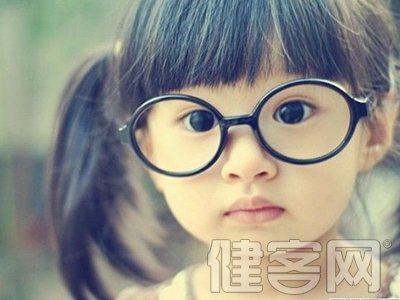 孩子近視弱視?當心缺葉黃素!