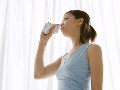牛奶也惹禍 長期喝易得白內障