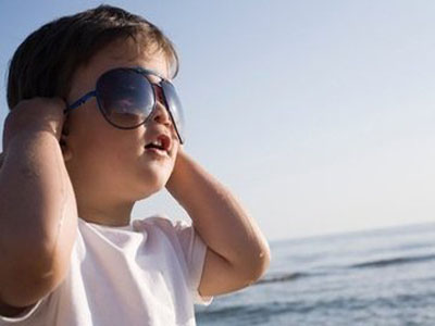 紫外線傷眼 兒童受害比成人多3倍