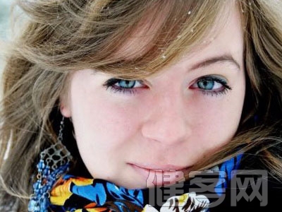 色盲是怎樣通過遺傳來發病的