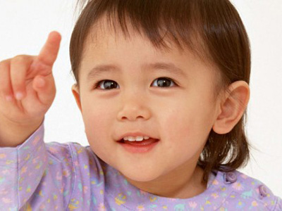 孩子常長“針眼”或是內熱 針眼的家庭治療方法