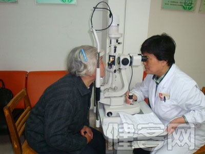 視網膜靜脈阻塞的發病機制