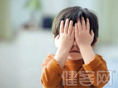 經常揉眼睛?小心散光