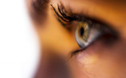 治療干眼症的食療方 干眼症如何治療 干眼症吃什麼好