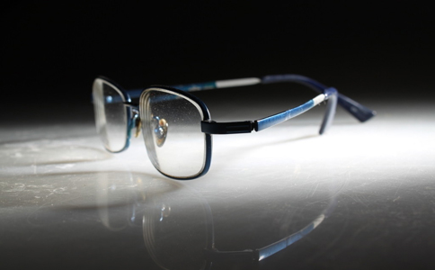 干眼症眼鏡	 干眼症能戴隱形眼鏡嗎 干眼症 隱形眼鏡