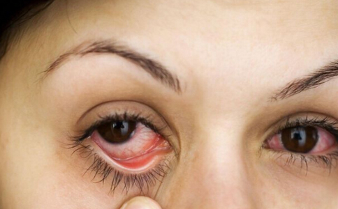 眼底病的危害有哪些 眼底病如何預防 眼底病會引起並發症嗎